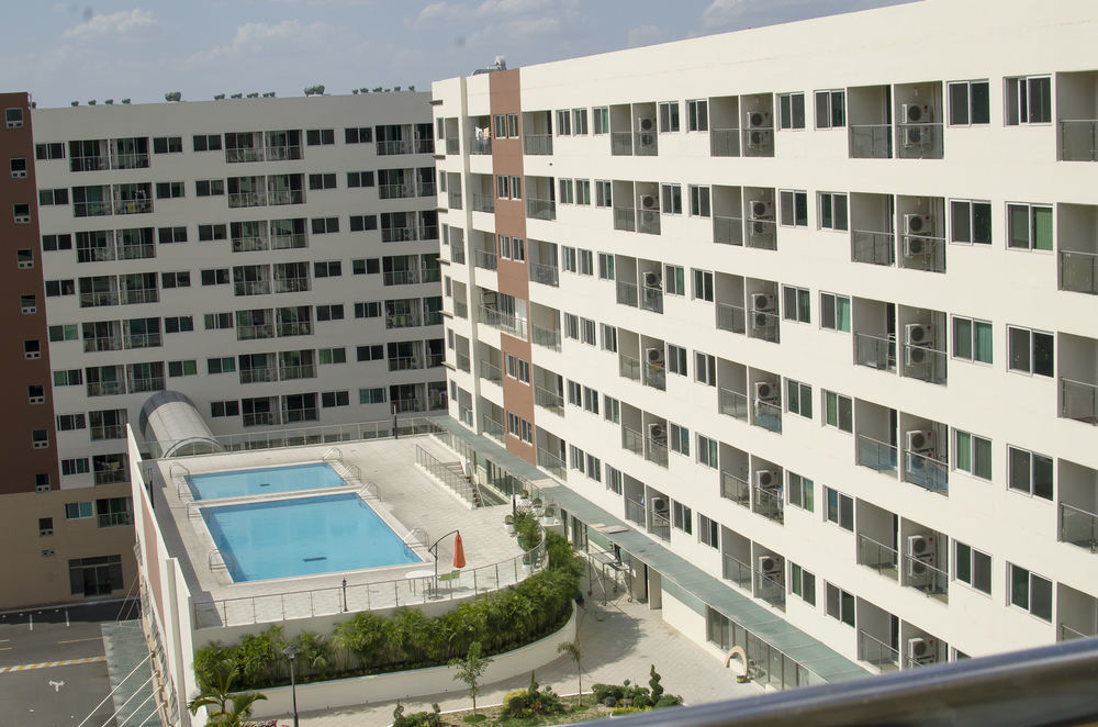 Xenia Hotel Clark Clark Field Exterior photo